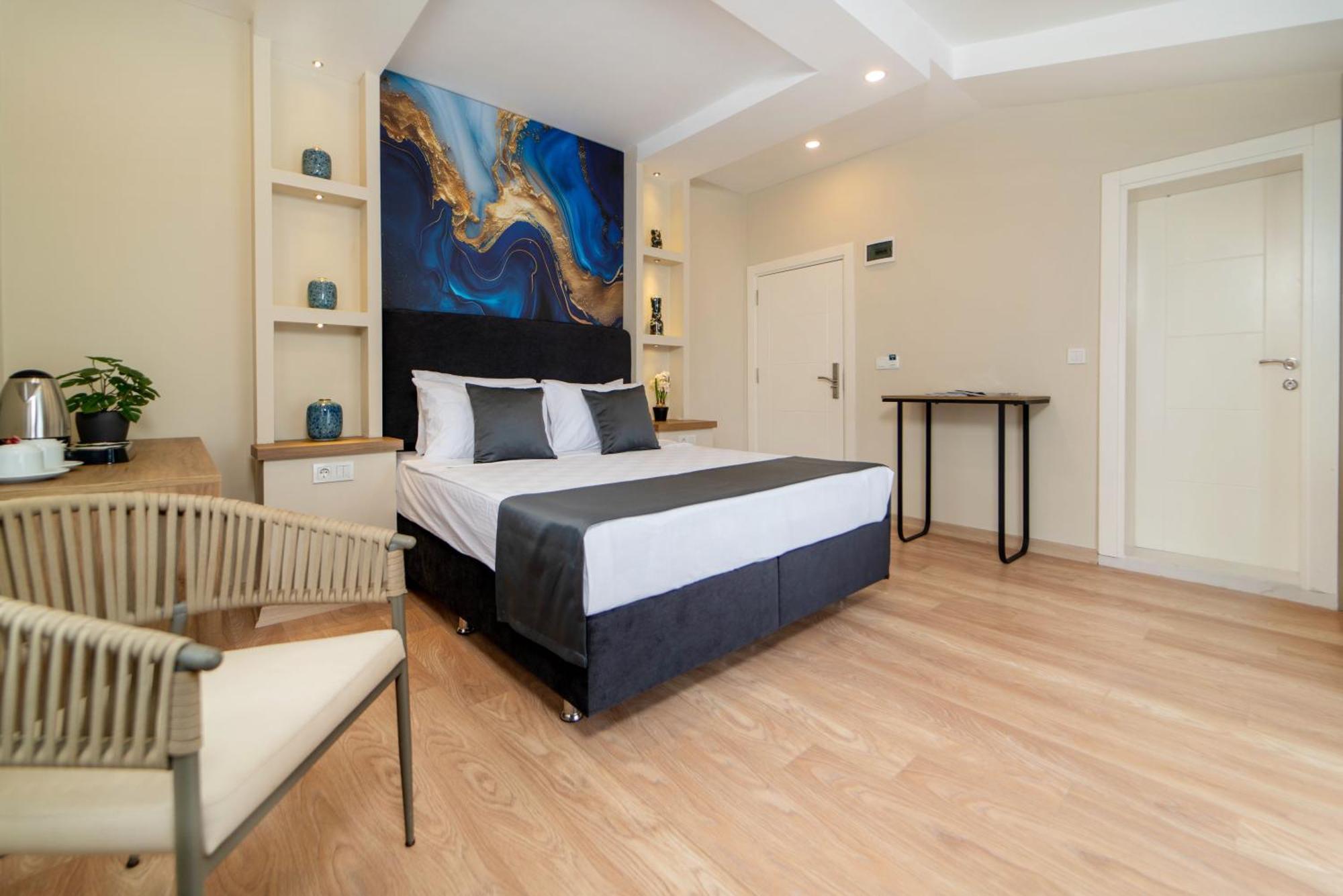 Deniz Boutique Konyaaltı Otel *