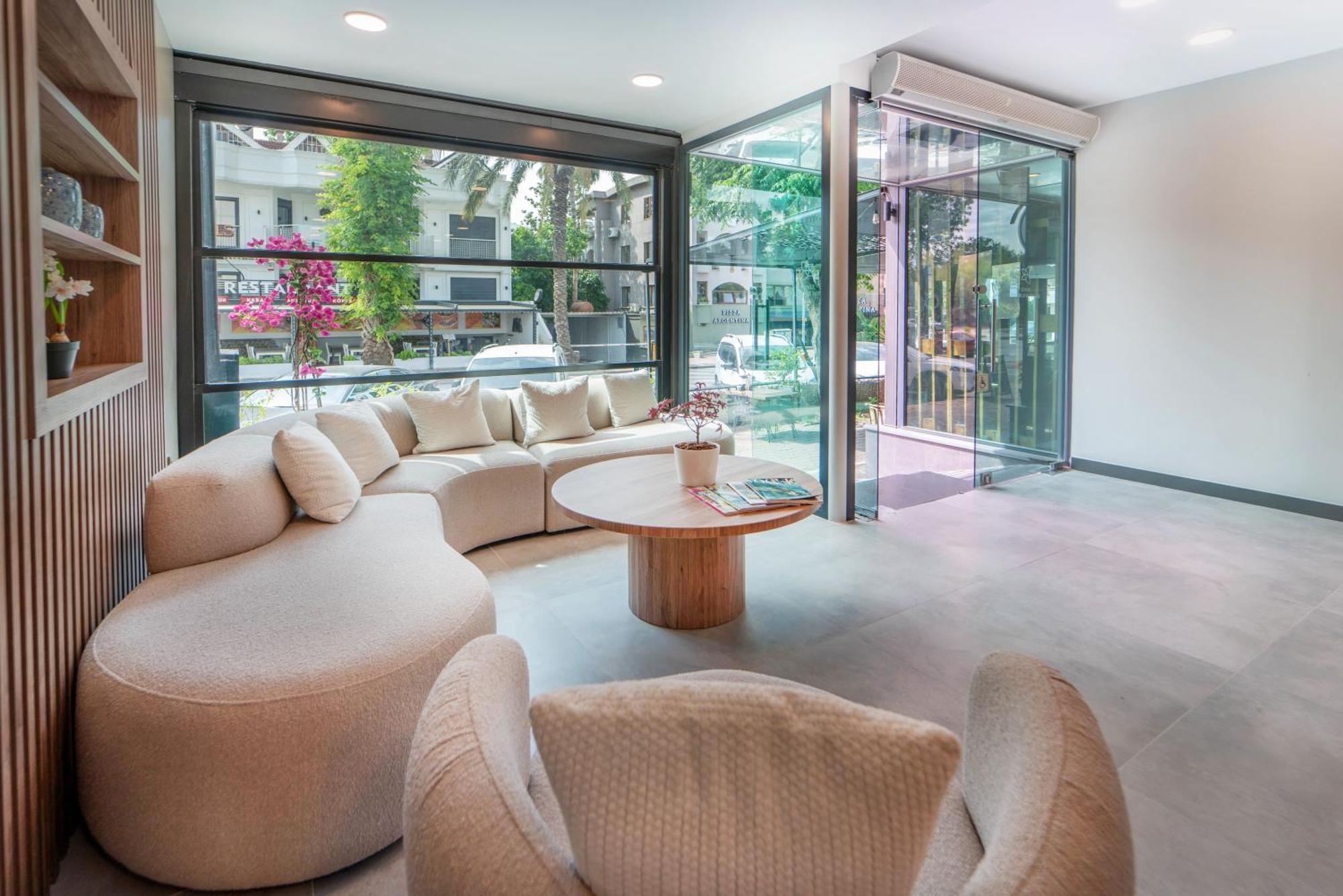 Deniz Boutique Konyaaltı Otel Antalya